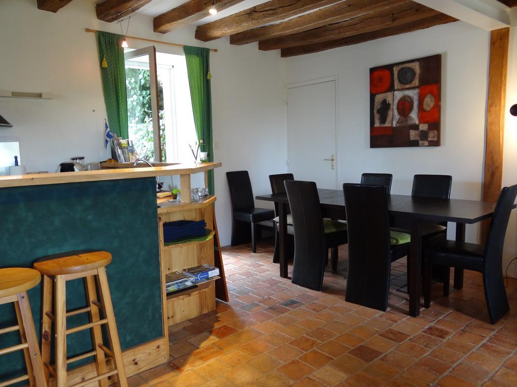 Au Moulin Geant Bed & Breakfast Rochefort-sur-Loire Bagian luar foto