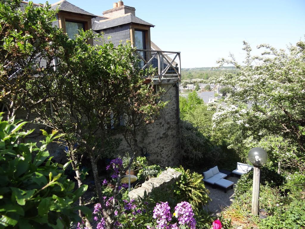 Au Moulin Geant Bed & Breakfast Rochefort-sur-Loire Bagian luar foto