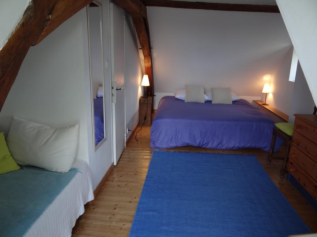 Au Moulin Geant Bed & Breakfast Rochefort-sur-Loire Ruang foto